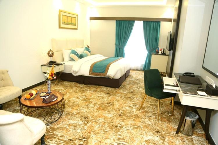 Faletti'S Grand Hotel Multan Exterior foto